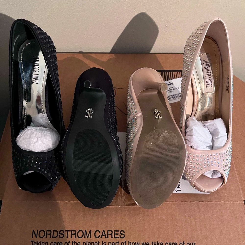 ❌SOLD❌ Jennifer Lopez jeweled heels
